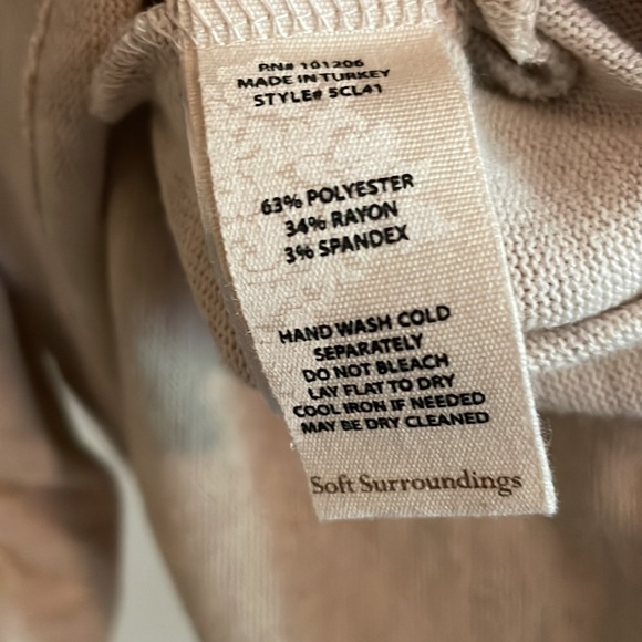 Soft Surroundings - long sleeve pullover with peephole neckline, size 2X - Picture 4 of 10